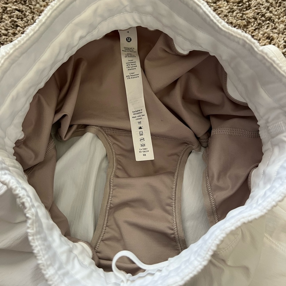 [SOLD] Lululemon Track That Short MR 5” White - Picture 4 of 5